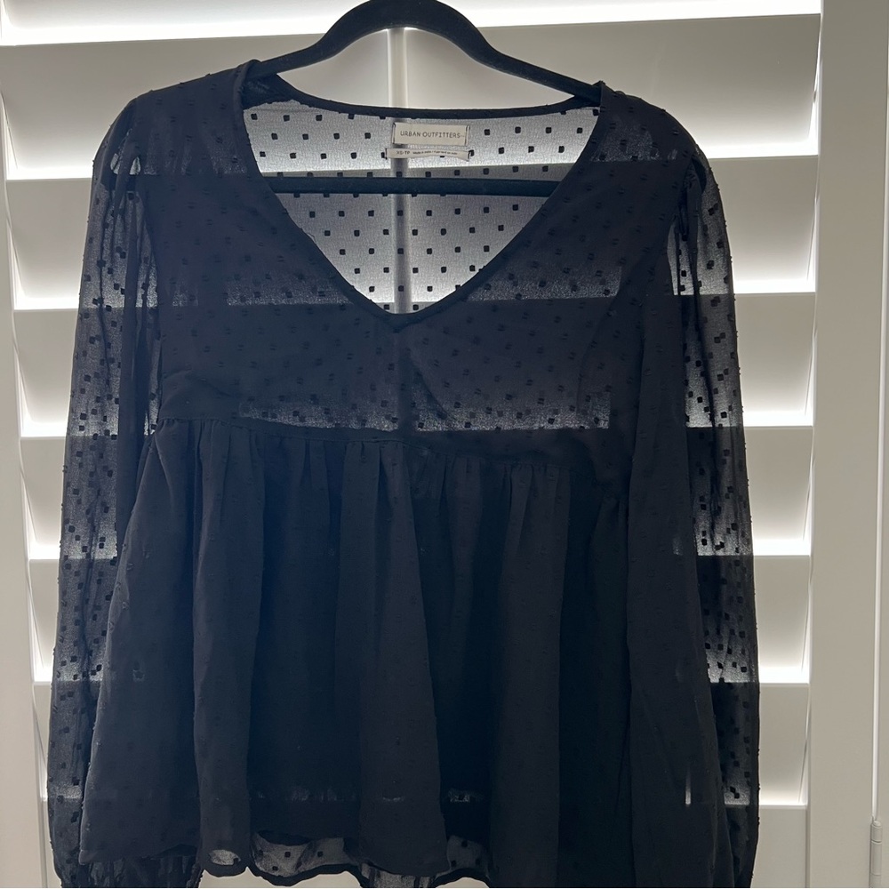 American eagle polkadot top